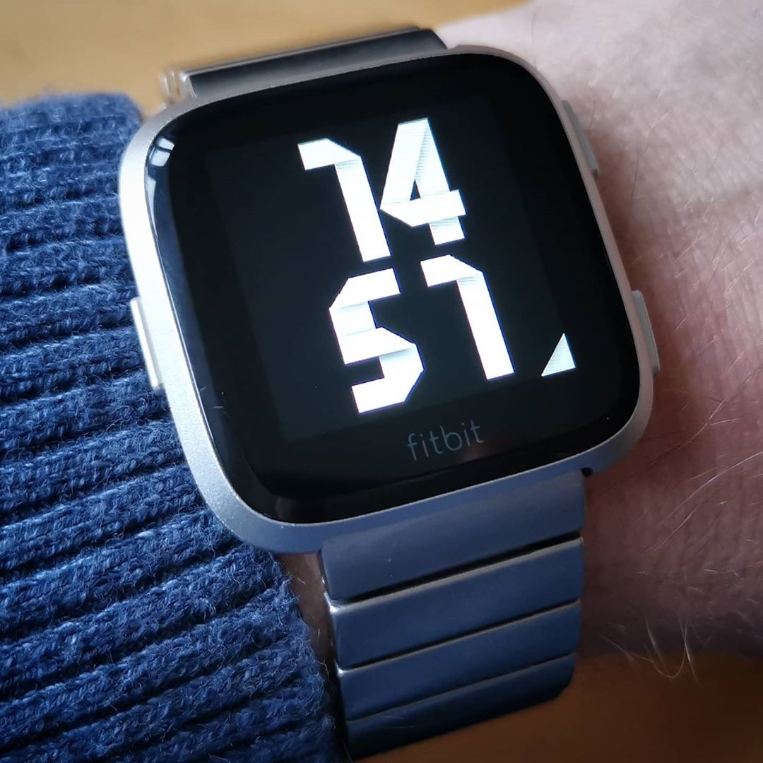 Folded - Fitbit Clock Face on Fitbit Versa
