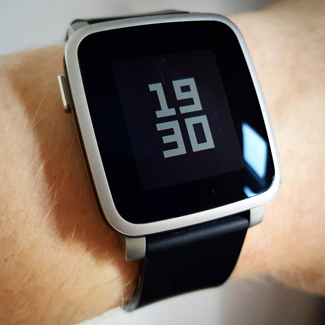 Center Stage - Pebble Watchface on Pebble Time Steel