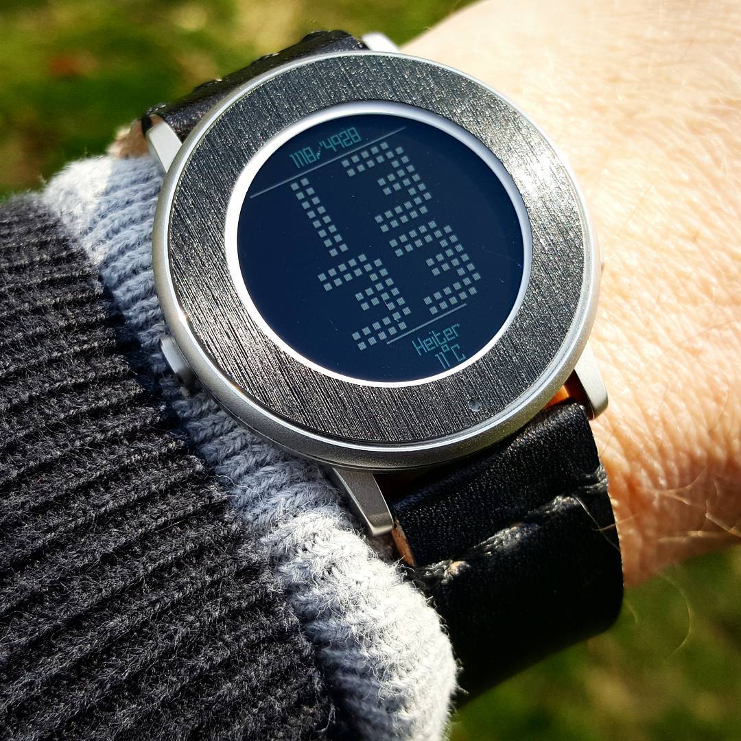DotStyle - Pebble Watchface on Pebble Time Round