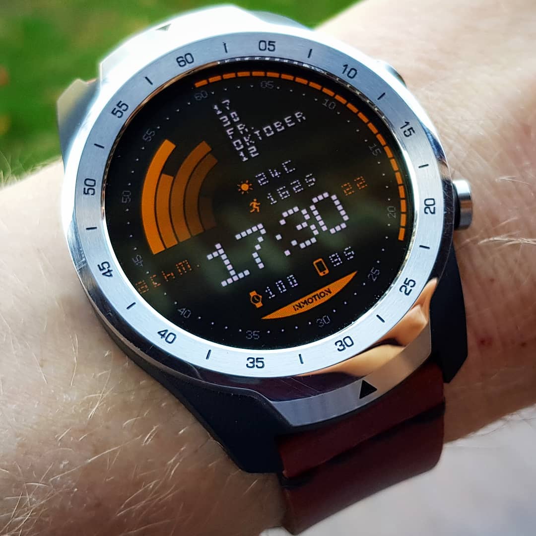 INMOTION Loader Color Match - Wear OS Watchface on Mobvoi TicWatch Pro