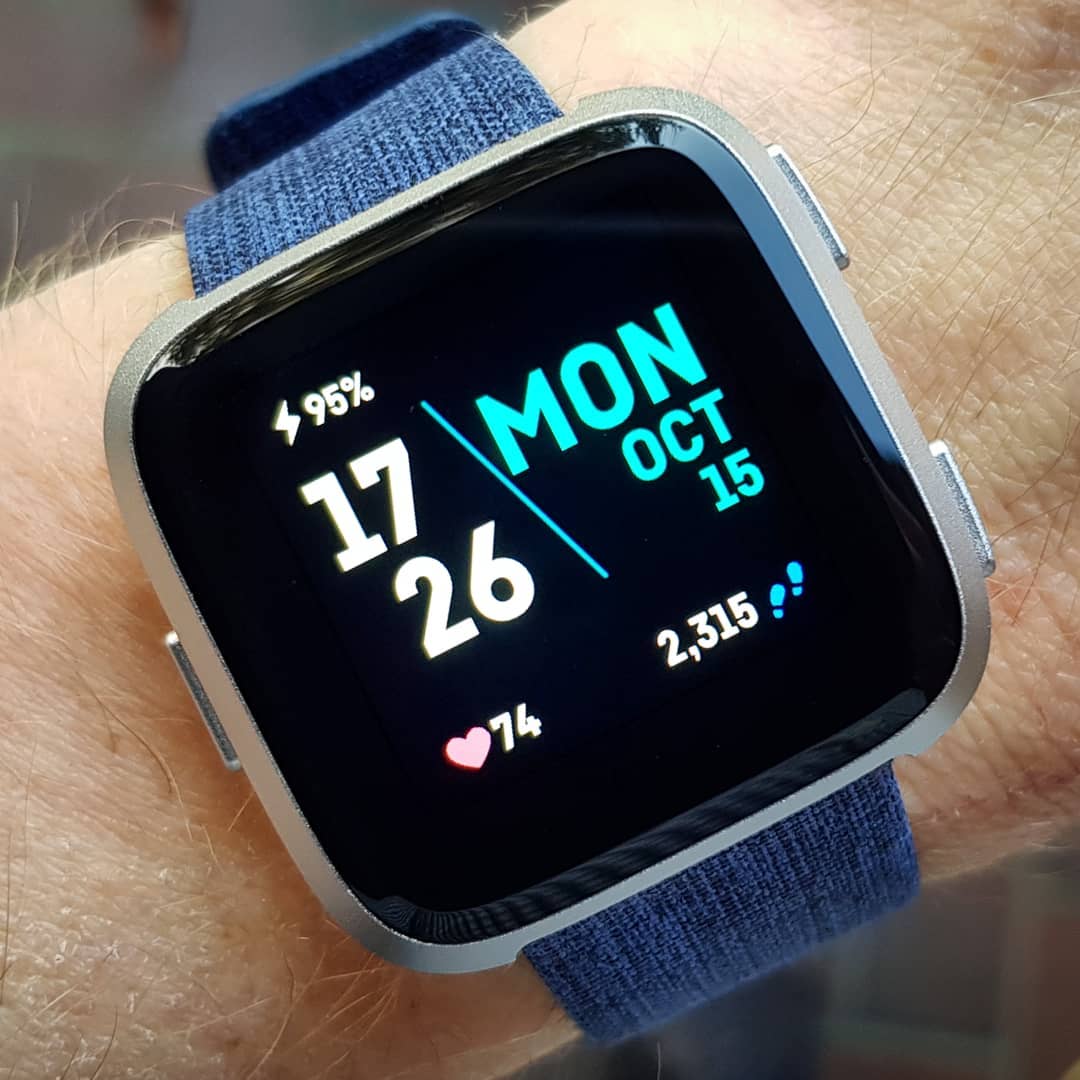 Time Slant - Fitbit Clock Face on Fitbit Versa