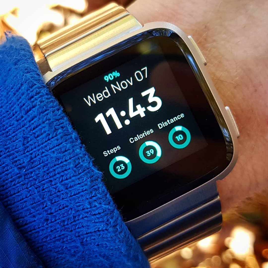 Activity Watch - Fitbit Clock Face on Fitbit Versa