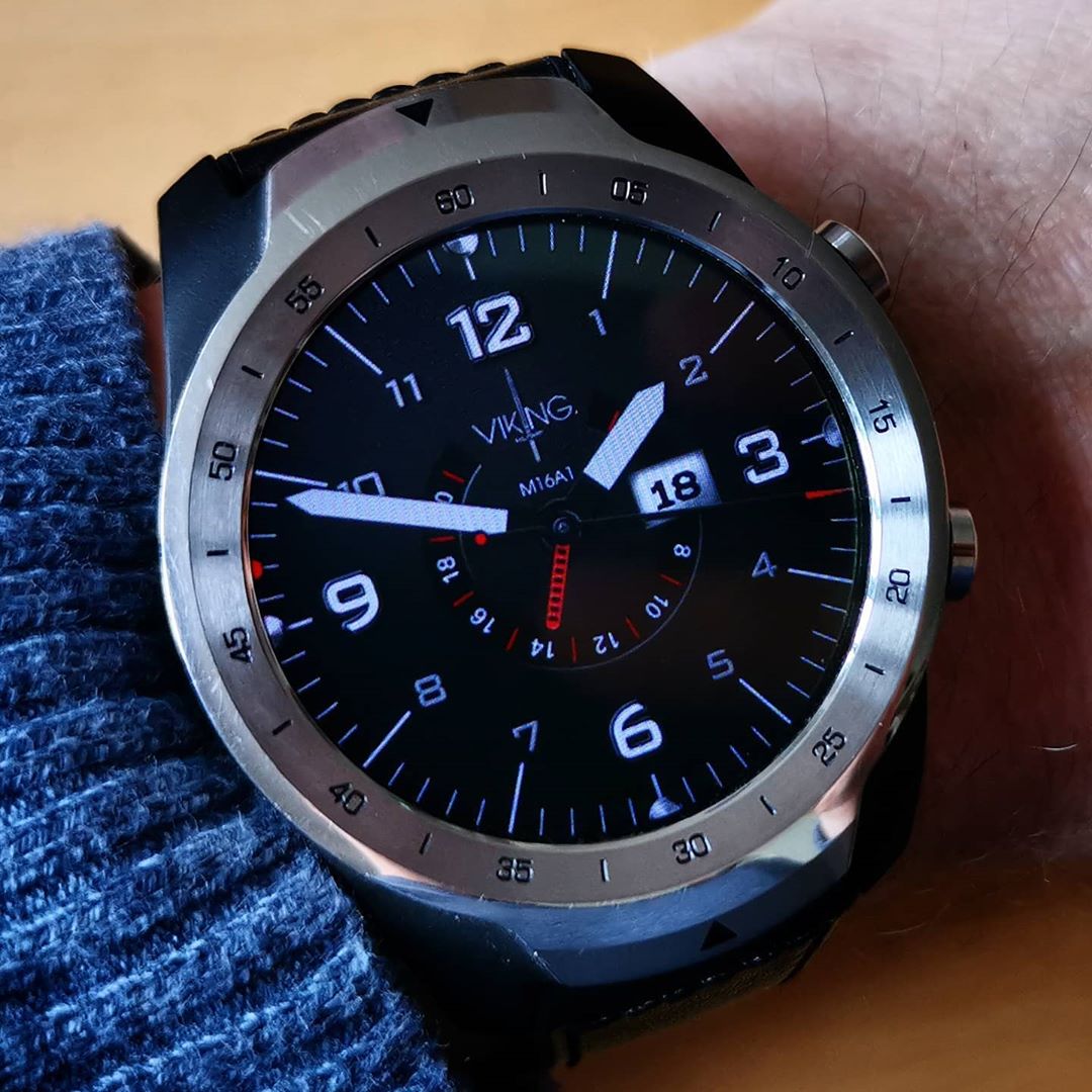 Viking Military M16A1 - Wear OS Watchface on Mobvoi TicWatch Pro